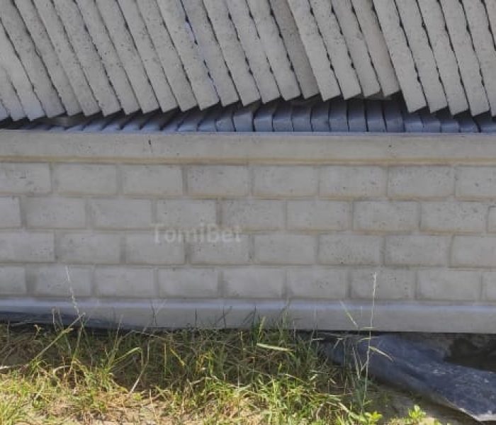 Ogrodzenie betonowe - wzór cegła